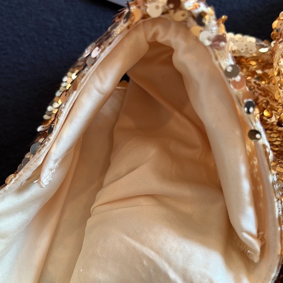 Andrew Marc New York Gold Sequin Sleeveless Blouse Shirt Medium NEW - Picture 5 of 7